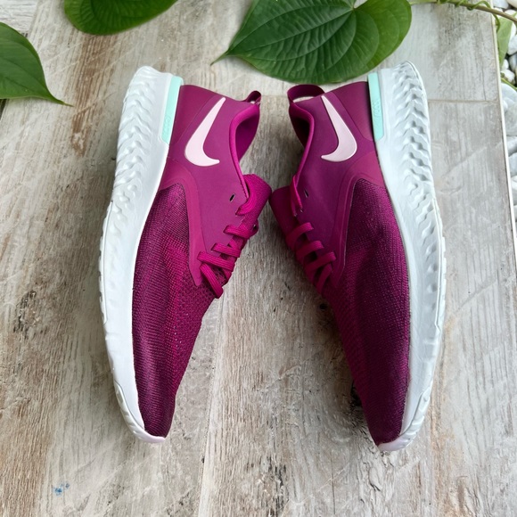 🟣Nike Odyssey React 🟣⚪️ Like New - Picture 4 of 7